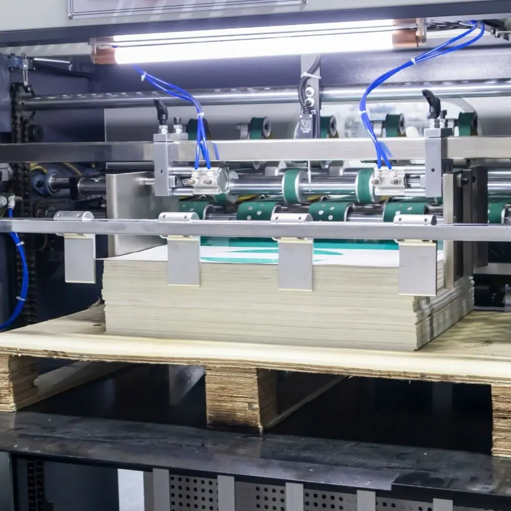 Tehli̇keli̇ Ve Çok Tehli̇keli̇ İşlerde Tabaka Ofset Baski Eği̇ti̇mi̇ Yetkinlik ve Kariyer Eğitimi