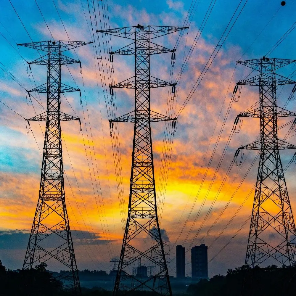 Tehli̇keli̇ Ve Çok Tehli̇keli̇ İşlerde Termi̇k Santral Elektri̇k İşletmeci̇ Eği̇ti̇mi̇ ve Sektörel Uzmanlık