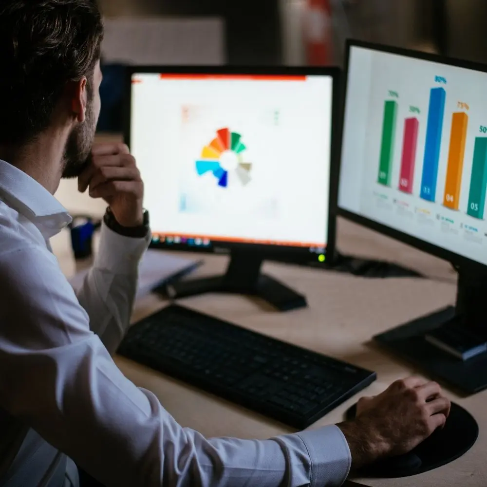 SATIŞ VE PAZARLAMA UZMANLIĞI EĞİTİMİ