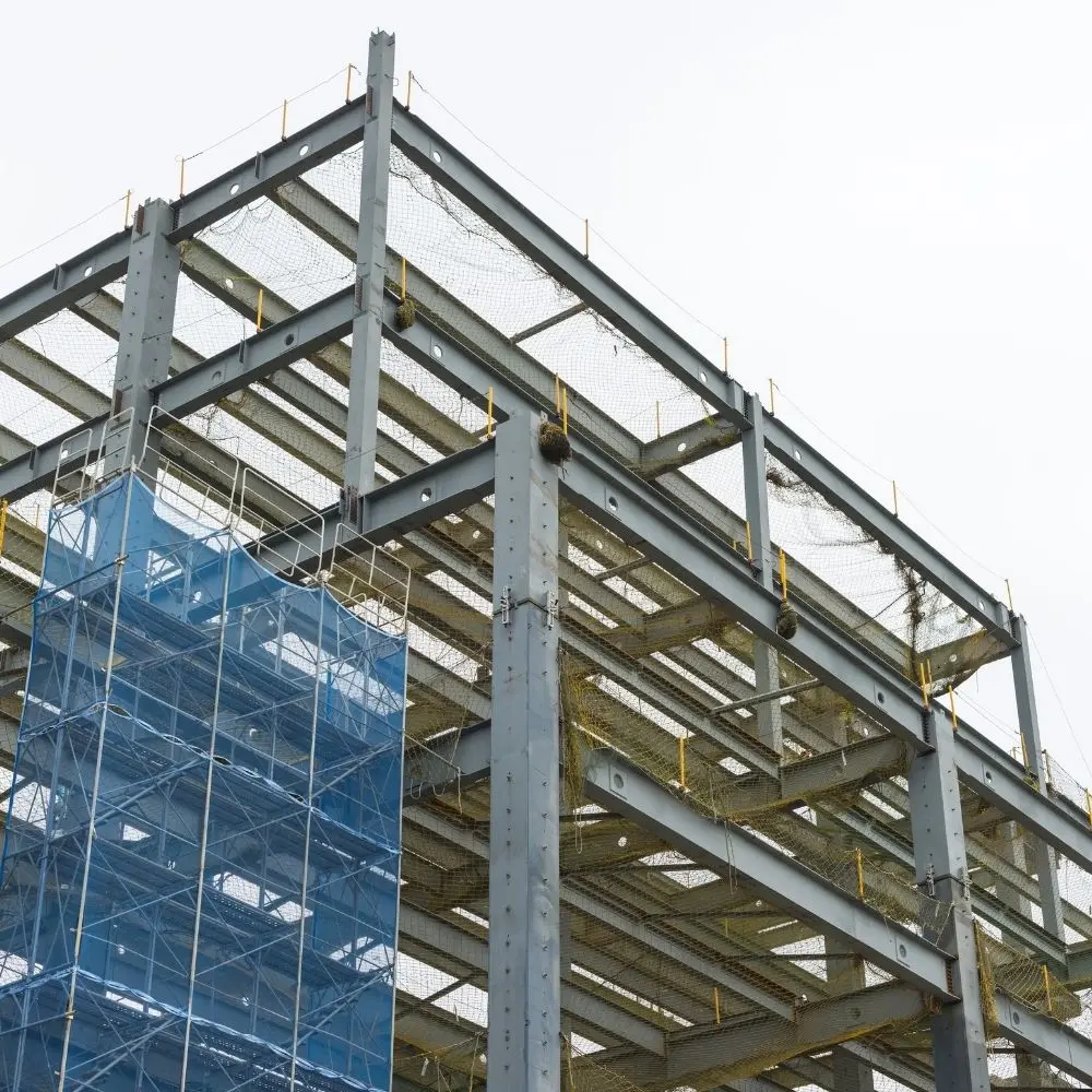 Tehli̇keli̇ Ve Çok Tehli̇keli̇ İşlerde Çeli̇k Konstrüksi̇yon Eği̇ti̇mi̇ ve Sektörel Yeterlilik